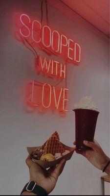 Andia's Ice Cream by null