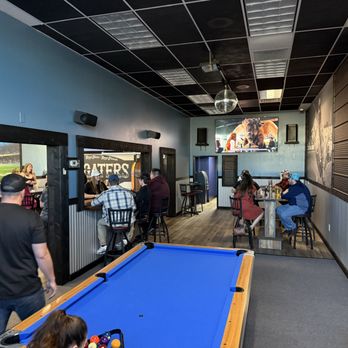 Tailgaters Bar and Grill - Sports Bars Near Me - Island City, Oregon Tailgaters Bar and Grill - Sports Bars Near Me - Island City, Oregon