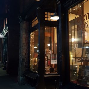 DAWN TREADER BOOK SHOP - 36 Photos & 58 Reviews - Bookbinding - 514 E ...