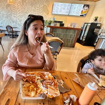 Earth Plant Based Cuisine - Breakfast lunch and dinner - Vegan Near Me - Phoenix, Arizona Earth Plant Based Cuisine - Breakfast lunch and dinner - Vegan Near Me - Phoenix, Arizona