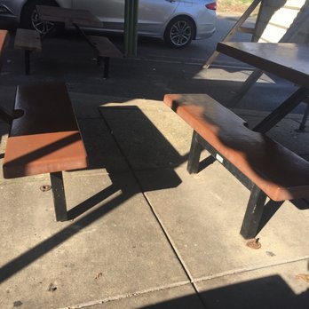 Dizzy Whizz - Outdoor seating - Diners Near Me - Louisville, Kentucky Dizzy Whizz - Outdoor seating - Diners Near Me - Louisville, Kentucky