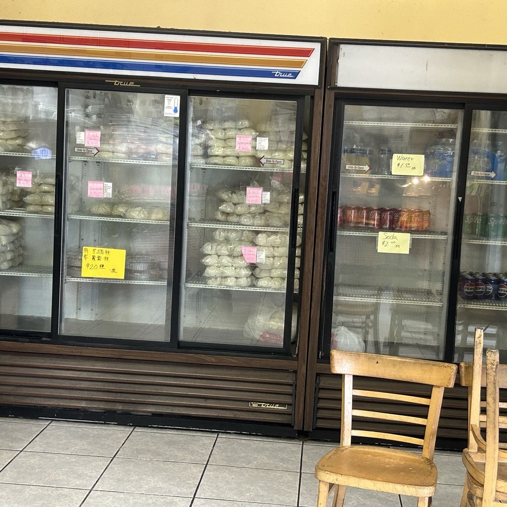 Tai Pan Dim Sum Bakery - Frozen buns and dumplings sold here - Dim Sum Near Me - San Jose, California Tai Pan Dim Sum Bakery - Frozen buns and dumplings sold here - Dim Sum Near Me - San Jose, California