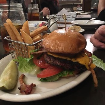 Cool Hand Luke's - Western burger - Steakhouses Near Me - Clovis, California