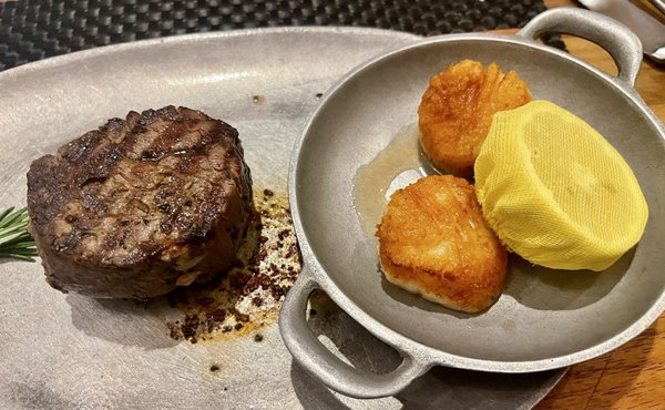 black & blue steak and crab, Burlington Ma. by null