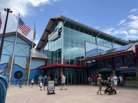 Ripley's Aquarium of the Smokies by null