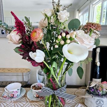 Dandelion Flowers and Gifts - Florists Near Me - Alameda, California Dandelion Flowers and Gifts - Florists Near Me - Alameda, California