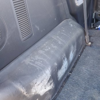 Riveras Window Tinting - Mess and stains left behind from a unprofessional job. - Home Window Tinting Near Me - Indio, California Riveras Window Tinting - Mess and stains left behind from a unprofessional job. - Home Window Tinting Near Me - Indio, California