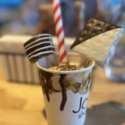 JoJo's Shake Bar - Naperville