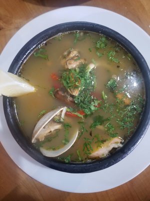 Restaurante el Bote Cerveza Natales by null