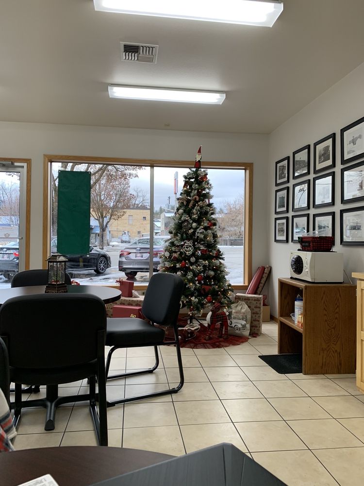 COLVILLE TOYOTA Updated September 2024 12 Photos 160 W 3rd Ave, Colville, Washington