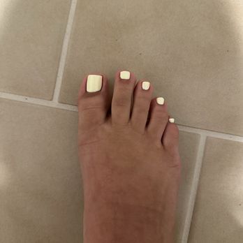 Glamour Nails - The second toe is the toe she applied acrylic too. - Nail Salons Near Me - Cerritos, California Glamour Nails - The second toe is the toe she applied acrylic too. - Nail Salons Near Me - Cerritos, California