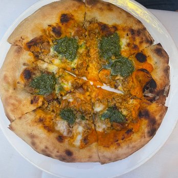 Edera Italian Eatery - Sausage and Peppers Pizza - Desserts Near Me - St Louis, Missouri