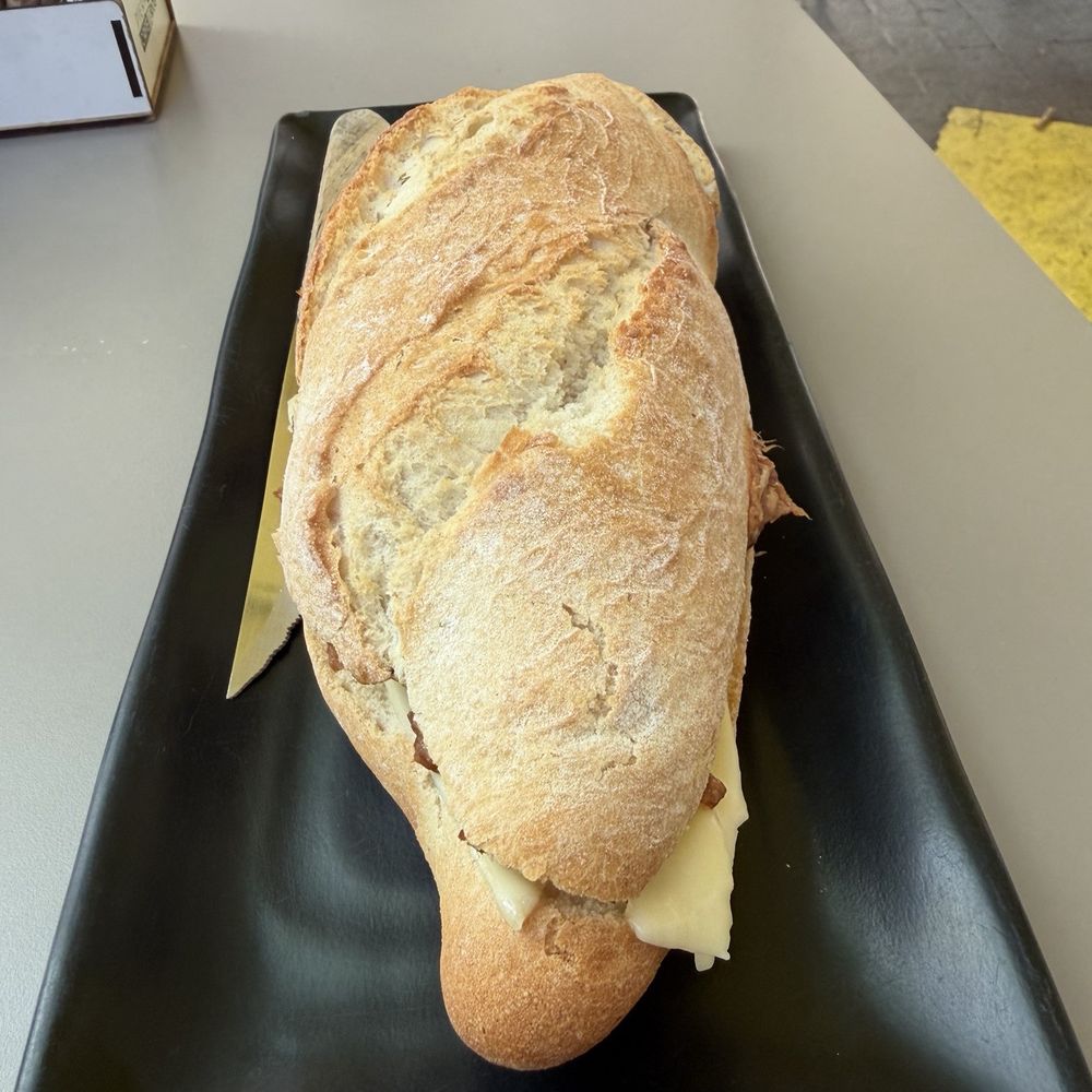Pan de Queso - Bars Near Me - Valencia, V