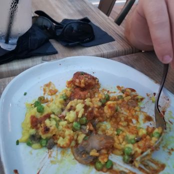 Wicked Tuna - Yuck.  This was one of their over priced specials for $32.00 - New American Near Me - Murrells Inlet, South Carolina