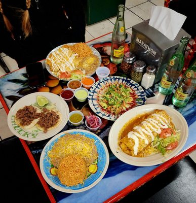 Mercado La Perla by null