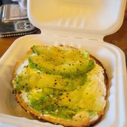 Java Station - Avocado bagel