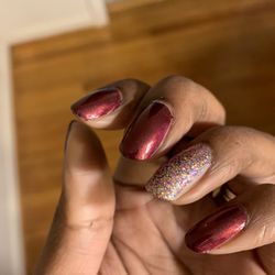 Perfect Nails & Hair - Manicure (check ring finger and index)