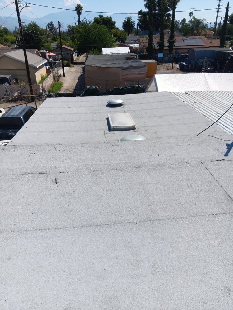 Slide of Off The Roof Roofing