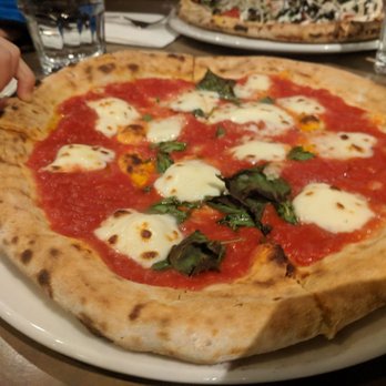 Queen Margherita Pizza - Pizza Near Me - Toronto, Ontario Queen Margherita Pizza - Pizza Near Me - Toronto, Ontario