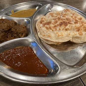 PappaRich - Beef rendang roti - Malaysian Near Me - Houston, Texas