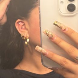 Fresh conch and flat piercinggg Fresh conch and flat piercinggg
