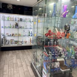 Smoke and Dreams Vape & Smoke Shop - Interior