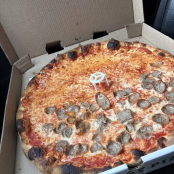 Leonardo’s Pizza - Large pie - Pizza Near Me - Queens, New York Leonardo’s Pizza - Large pie - Pizza Near Me - Queens, New York