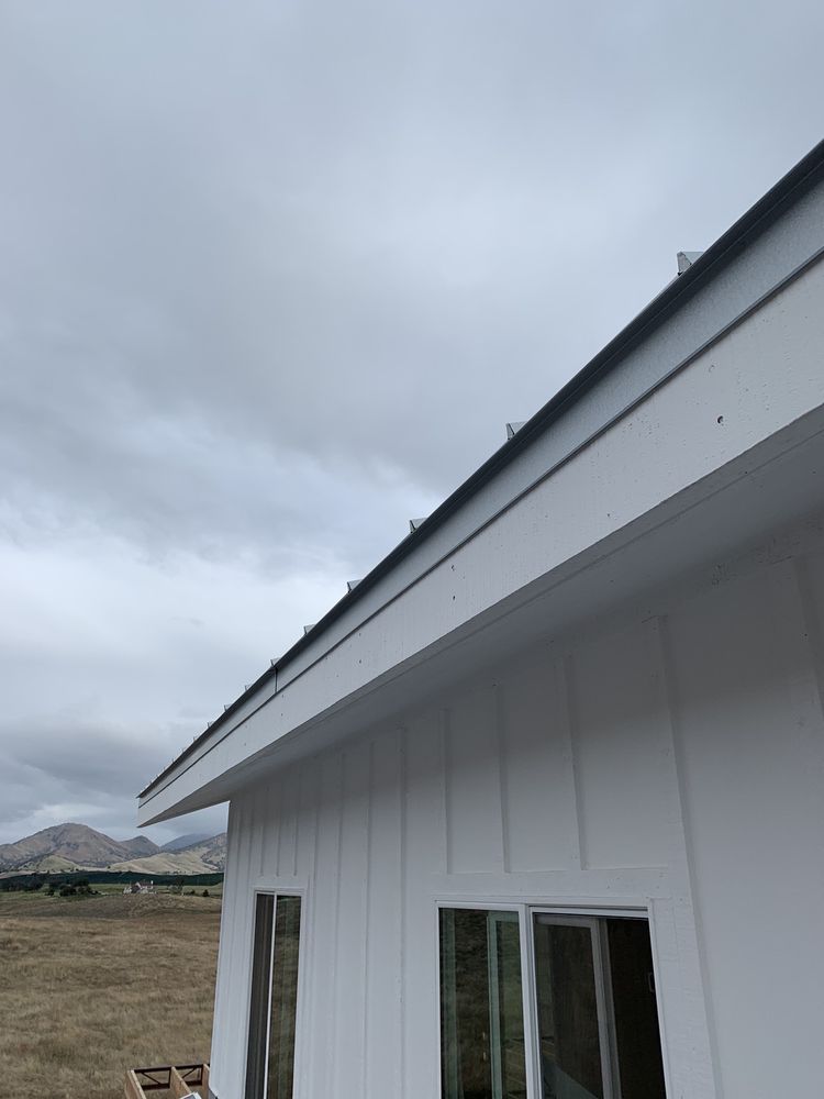 Slide of Roberts Roofing