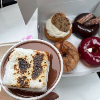 Fan-Fan Doughnuts - Hot Chocolate - Donuts Near Me - Brooklyn, New York Fan-Fan Doughnuts - Hot Chocolate - Donuts Near Me - Brooklyn, New York