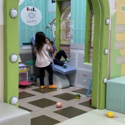 Kidtopia - Dentist office