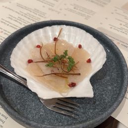 Raw scallop Raw scallop
