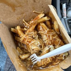 Meltwich - Vegan Poutine