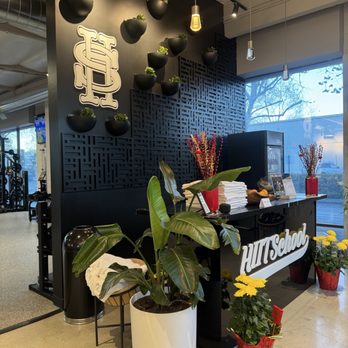 HIIT School - Front Desk - Gyms Near Me - San Jose, California
