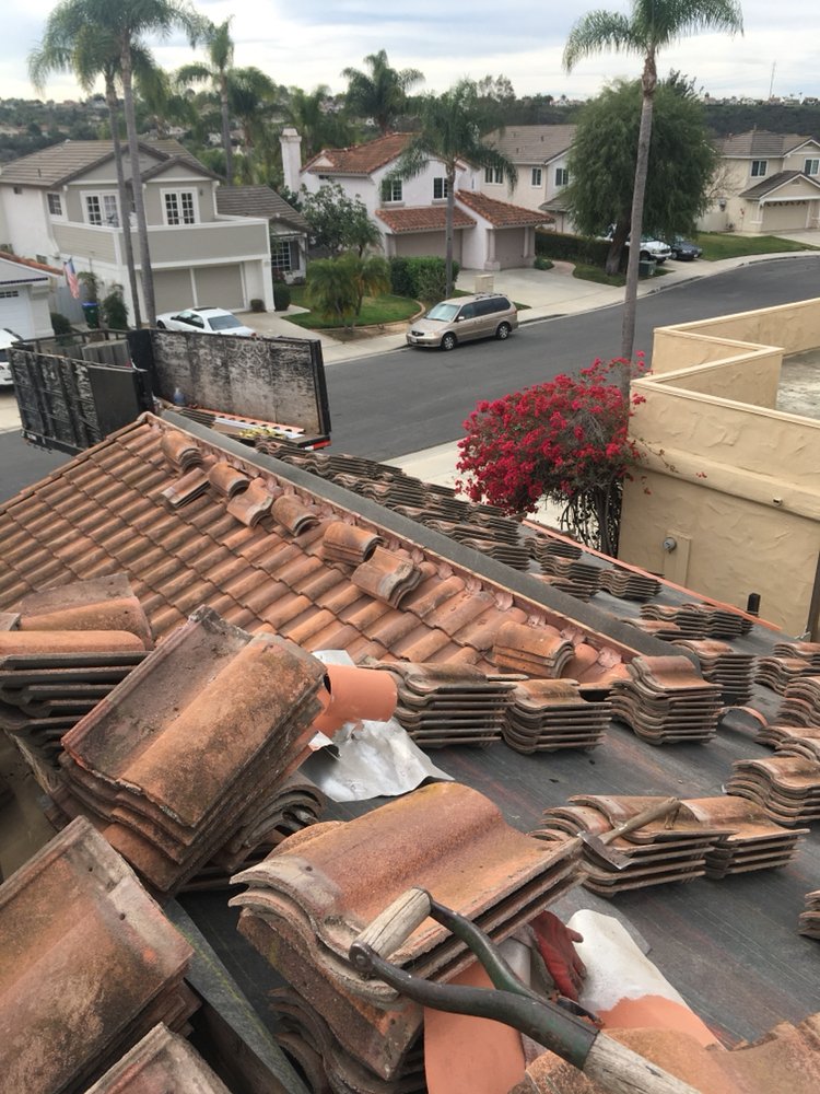 Slide of Vulcan Roofing Co