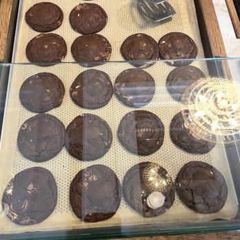 Van Stapele Koekmakerij - The one and only delicious cookie they sell - Desserts Near Me - Amsterdam, New Hampshire Van Stapele Koekmakerij - The one and only delicious cookie they sell - Desserts Near Me - Amsterdam, New Hampshire