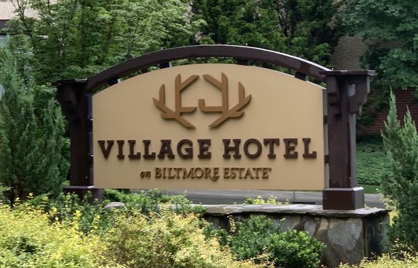 Village Hotel on Biltmore Estate by null