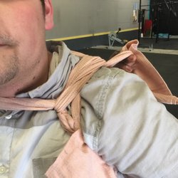Monarch Defense - Pressure bandage technique for hard to reach areas