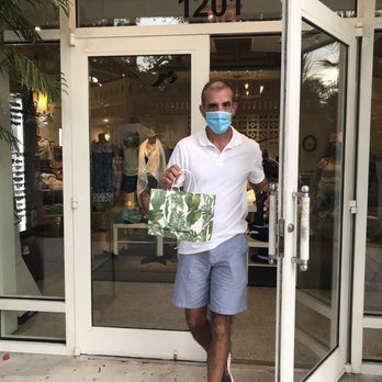 Tommy Bahama - A little shopping at the Relax store - Seafood Near Me - Naples, Florida Tommy Bahama - A little shopping at the Relax store - Seafood Near Me - Naples, Florida