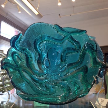 Hudson Beach Glass Inc - The "octo-bowl" - Art Galleries Near Me - Beacon, New York