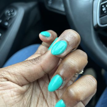 Fabuleux Nail Spa - Nail Salons Near Me - Woodmere, Ohio