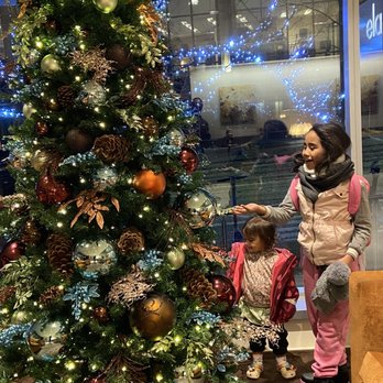 Hyatt At Olive 8 - My girls admiring the Christmas decor - Hotels Near Me - Seattle, Washington