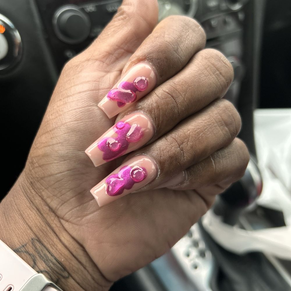 209 Nails Lounge - Nail Salons Near Me - Stockton, California