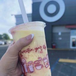 Mango Strawberry Smoothie! Very cold, creamy, taste and perfect for summer!!!