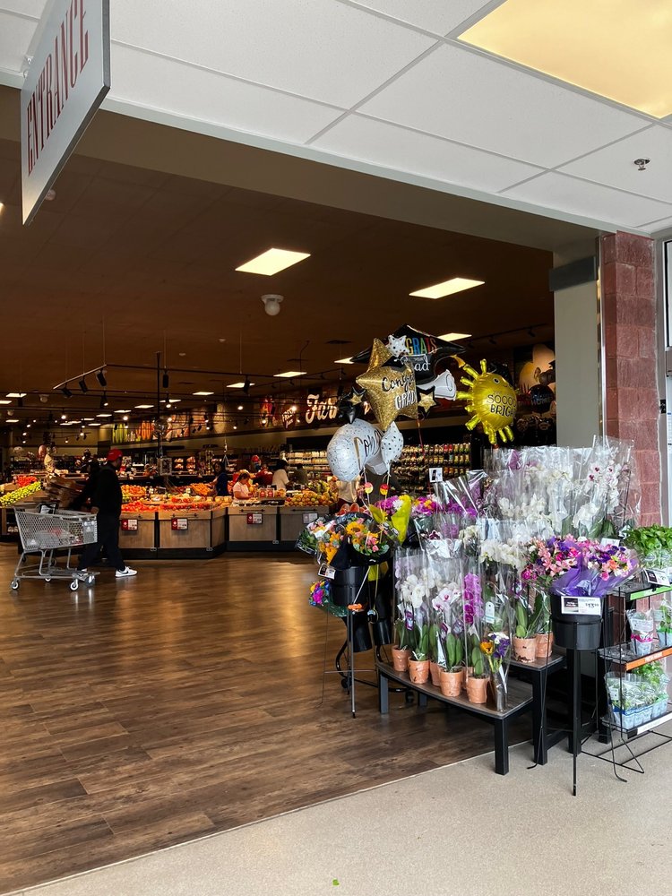 SHOPRITE OF ELMSFORDGREENBURGH Updated November 2024 35 Photos