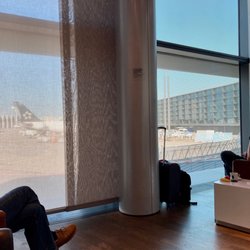 Lufthansa Business Lounge