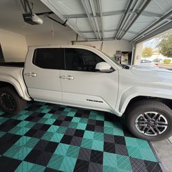 Notorious tint