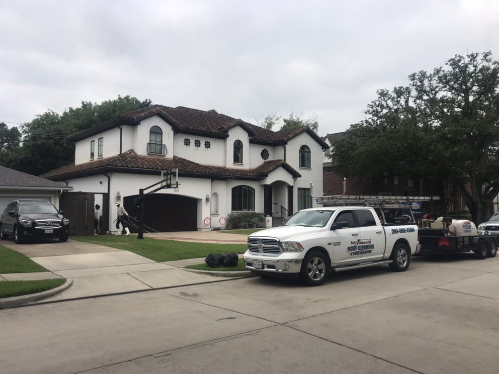 Slide of Katy Memorial Roof Cleaning & Power Washing