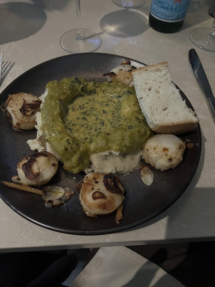 SALTY FROG’S BAR & GRILL KEY WEST Updated August 2024 141 Photos