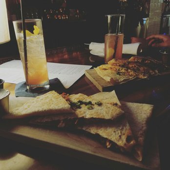 District - Cocktail Bars Near Me - Los Angeles, California