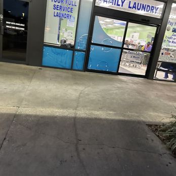 Family Laundry Center - Family Laundry - Laundry Services Near Me - Orlando, Florida Family Laundry Center - Family Laundry - Laundry Services Near Me - Orlando, Florida